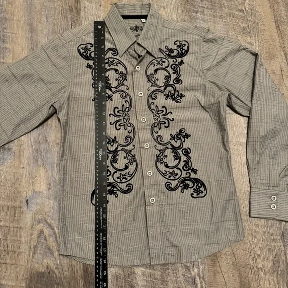 191 Unlimited Boys Button Down Shirt Gray Black Embroidered Western Style Size M - Picture 5 of 13